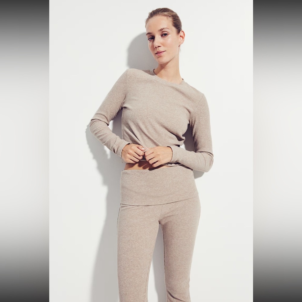 H&M Mama Maternity Women’s Light Beige Melange Before & After Ribbed Pants - Picture 5 of 16